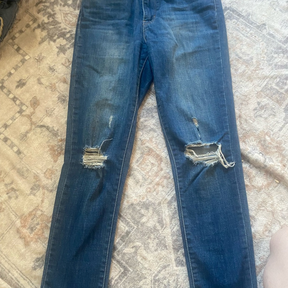 Levi's Women's Ripped Dark Blue Skinny Jeans